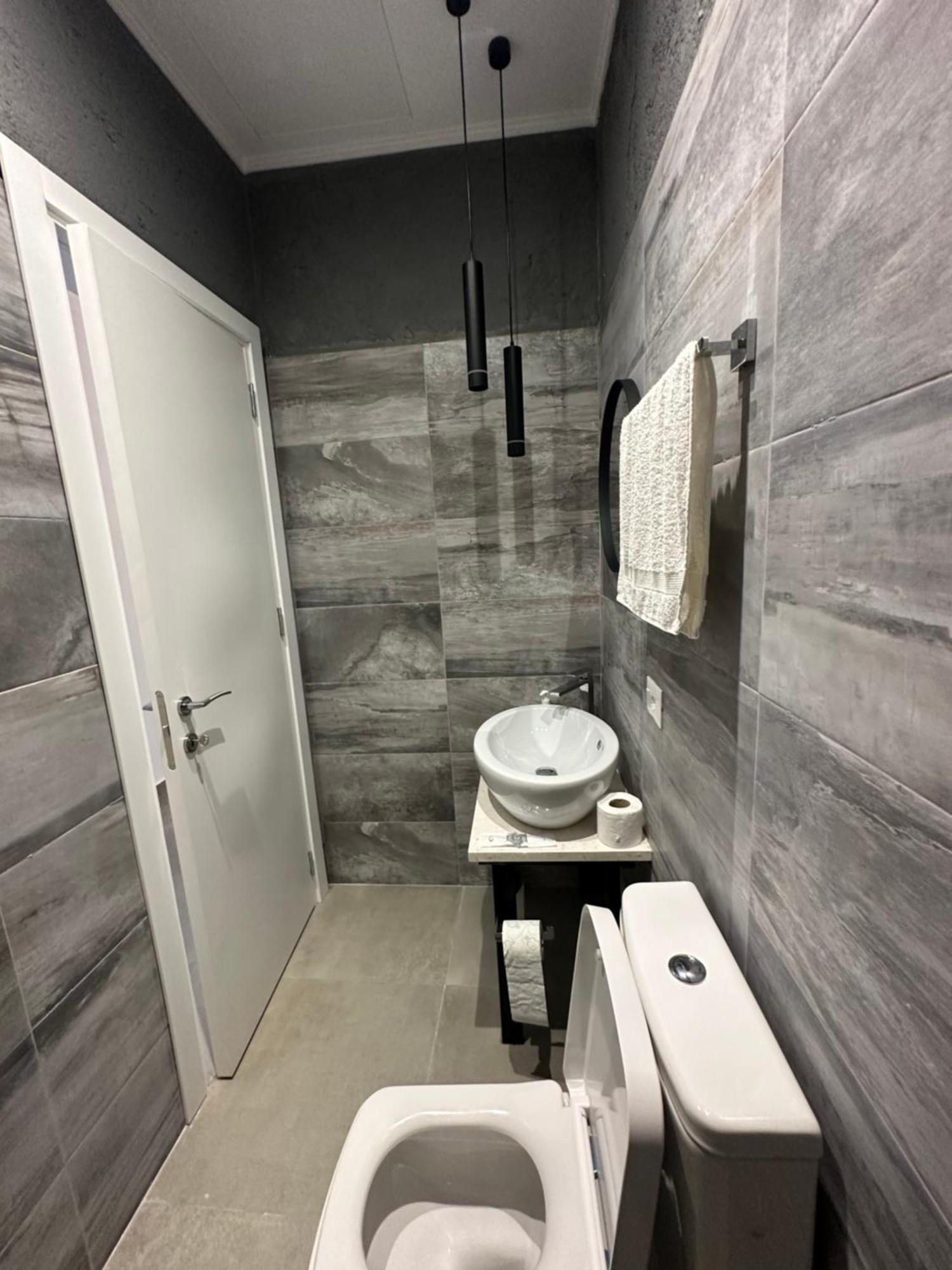 Central Comfort Suites Tirana Kültér fotó
