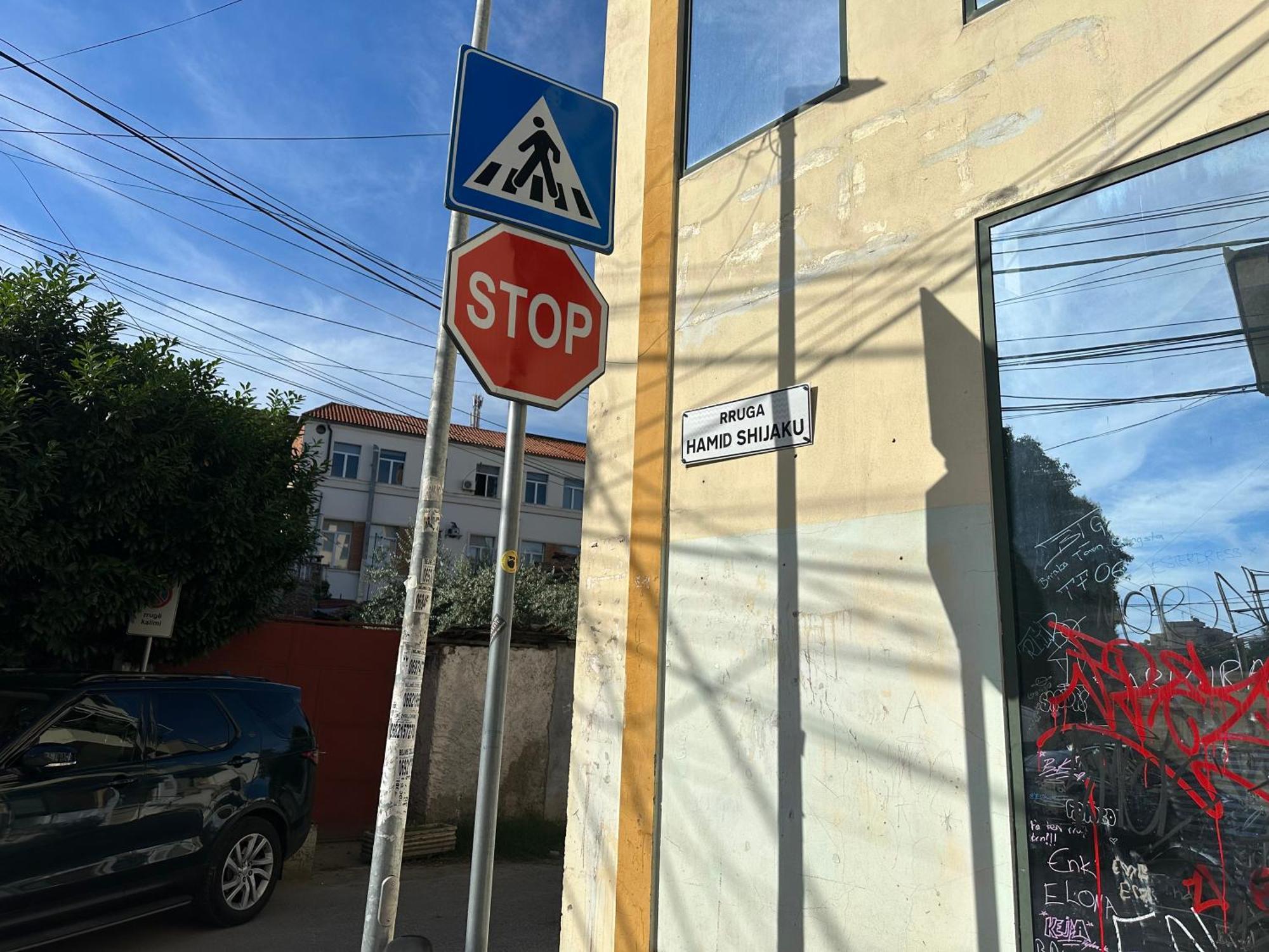 Central Comfort Suites Tirana Kültér fotó