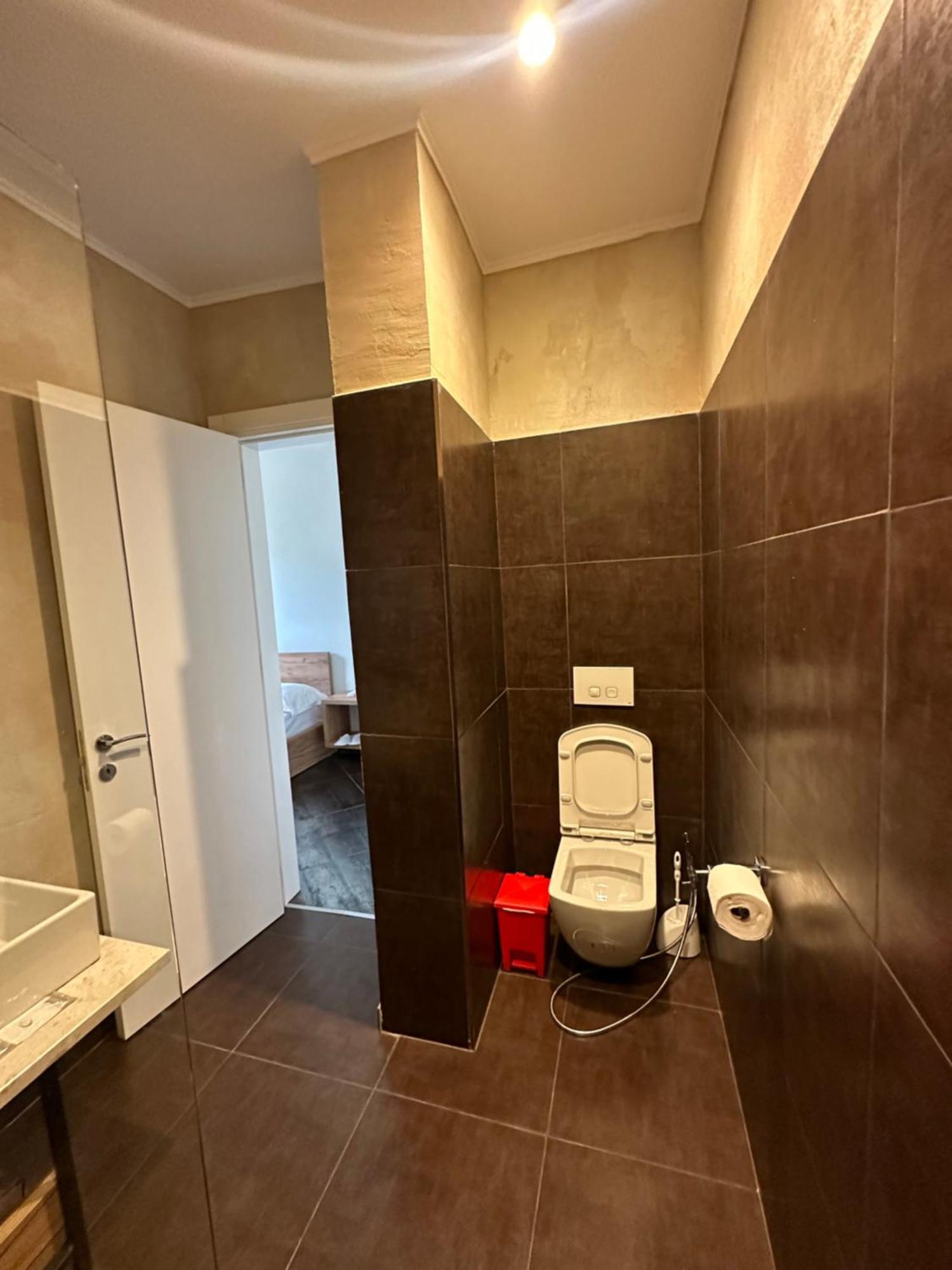 Central Comfort Suites Tirana Kültér fotó